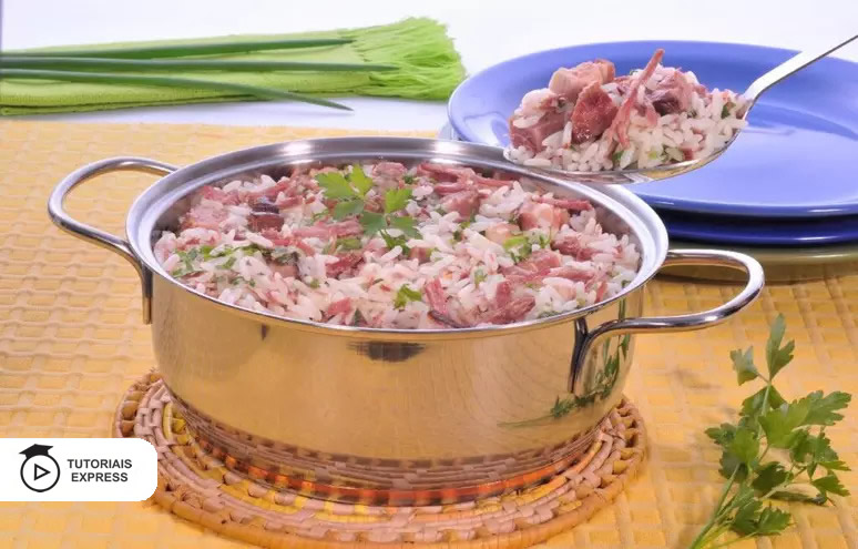 refeicoes-de-uma-panela-so-arroz-carreteiro